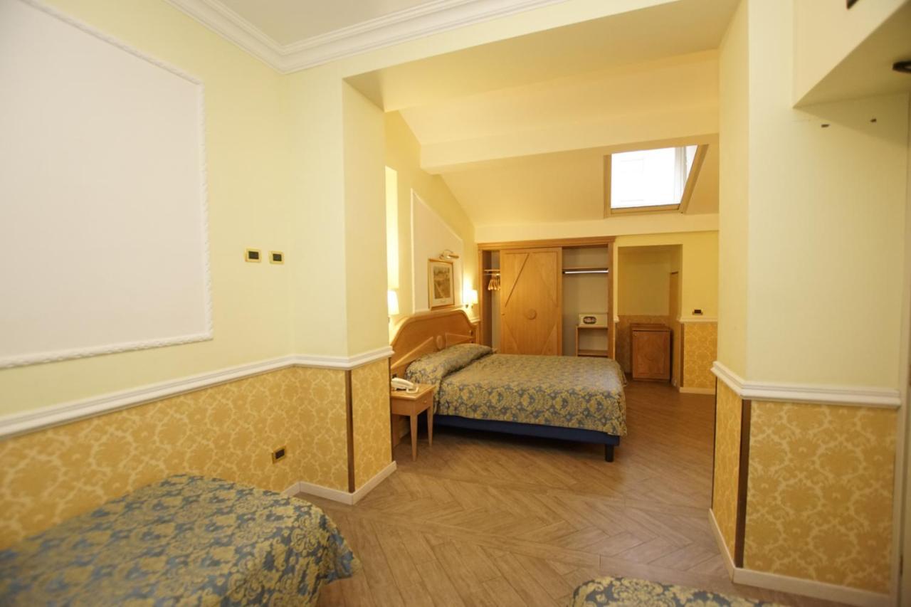 Hotel Giglio Dell'Opera Ρώμη Εξωτερικό φωτογραφία